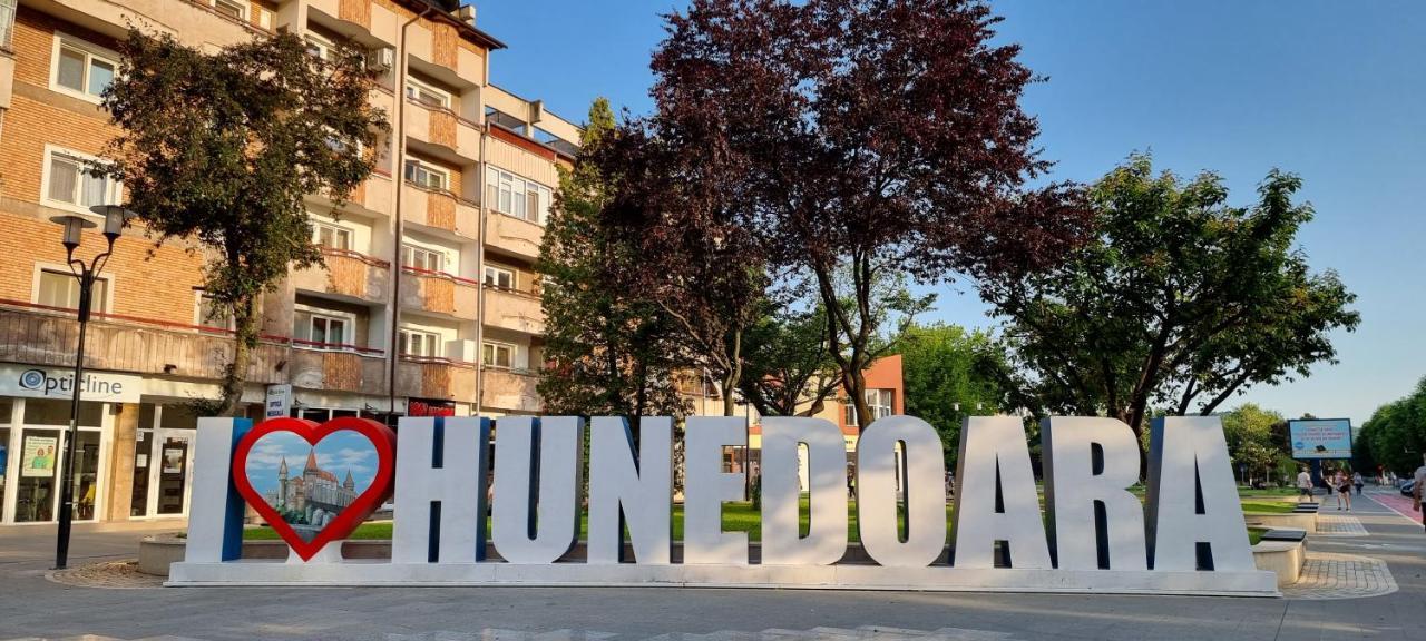 Studio vale Apartamento Hunedoara Exterior foto